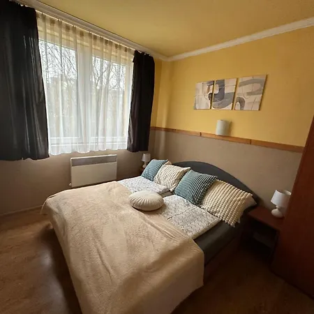 公寓 Aranyeso Apartman- 300 Meterre A Strandtol Hajdúszoboszló