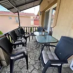 Aranyeső Apartman- 300 Méterre A Strandtól Appartamento *