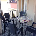 Aranyeső Apartman- 300 Méterre A Strandtól