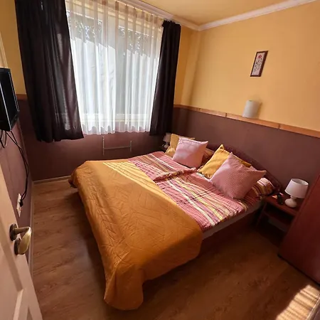 Aranyeso Apartman- 300 Meterre A Strandtol *