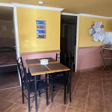 Aranyeso Apartment