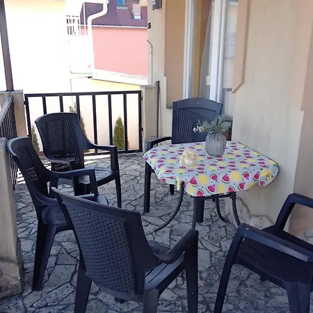 Aranyeso Apartman- 300 Meterre A Strandtol