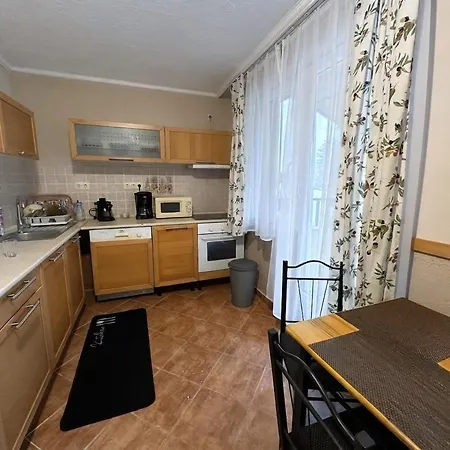 Aranyeső Apartman- 300 Méterre A Strandtól Apartamento *