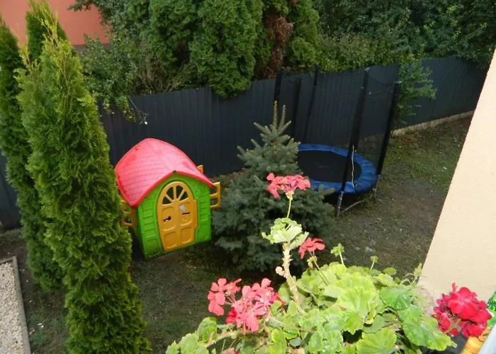 Aranyeső Apartman- 300 Méterre A Strandtól