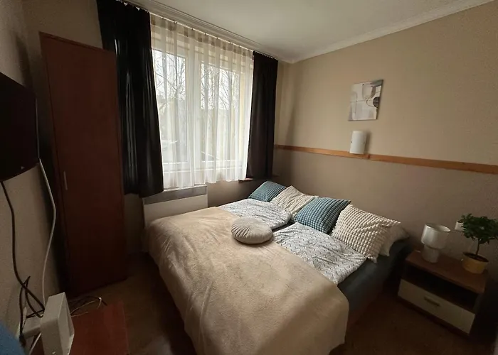 Apartman Aranyeső Apartman- 300 Méterre A Strandtól